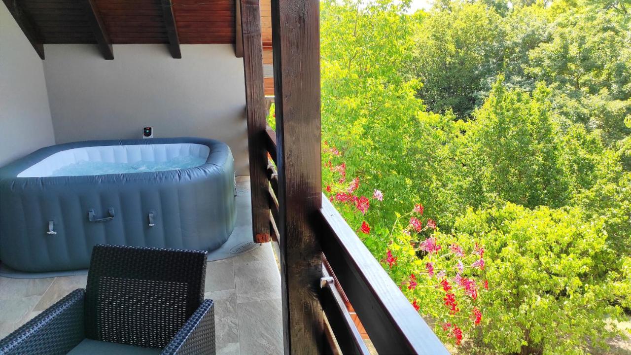 Deluxe Apartment With Jacuzzi - Patar Rakovica Exterior foto