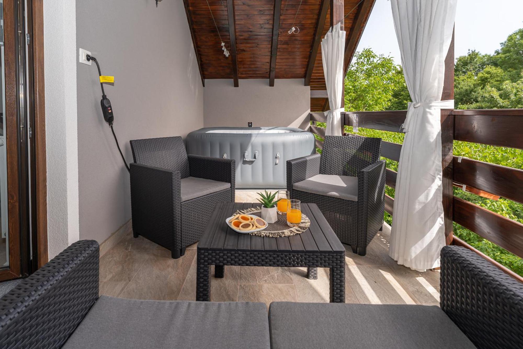 Deluxe Apartment With Jacuzzi - Patar Rakovica Exterior foto