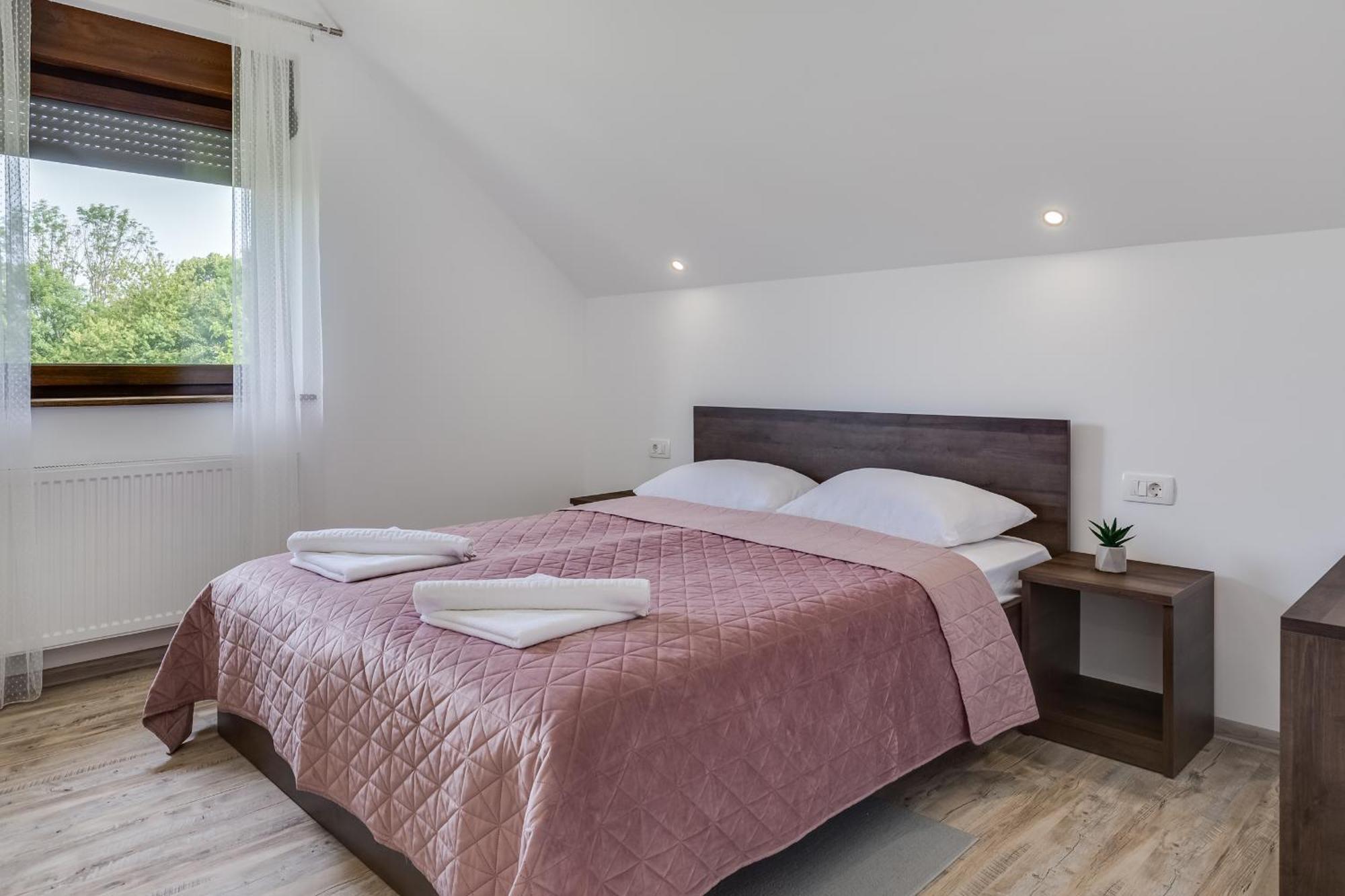 Deluxe Apartment With Jacuzzi - Patar Rakovica Exterior foto